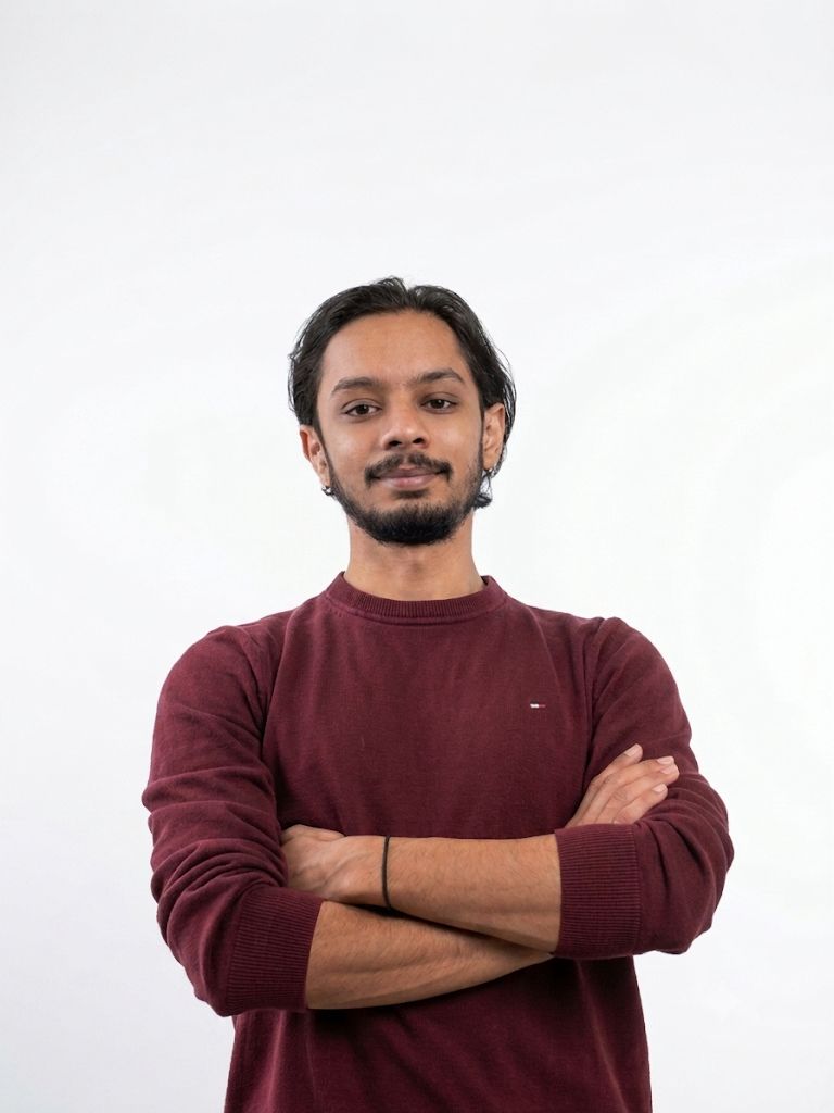 Saad Ahmed, instructor